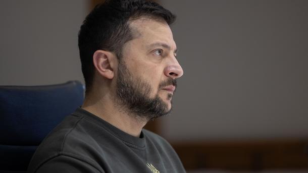 Владимир Зеленский: ТОП-10 лучших фраз президента facebook.com/zelenskyy.official Владимир Зеленский: ТОП-10 лучших фраз президента facebook.com/zelenskyy.official