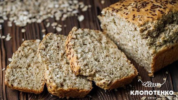Бездрожжевой хлеб с овсяными хлопьями фото: klopotenko.com Бездрожжевой хлеб с овсяными хлопьями фото: klopotenko.com