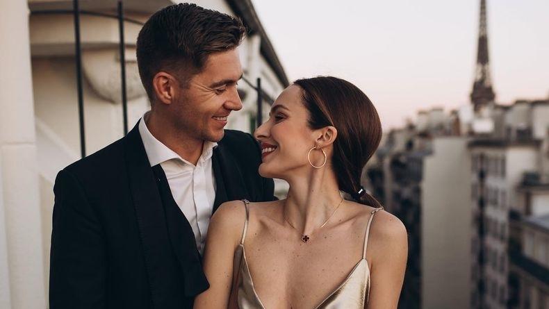 Экс-жена Остапчука неожиданно запостила фото с их свадьбы на День святого Валентина