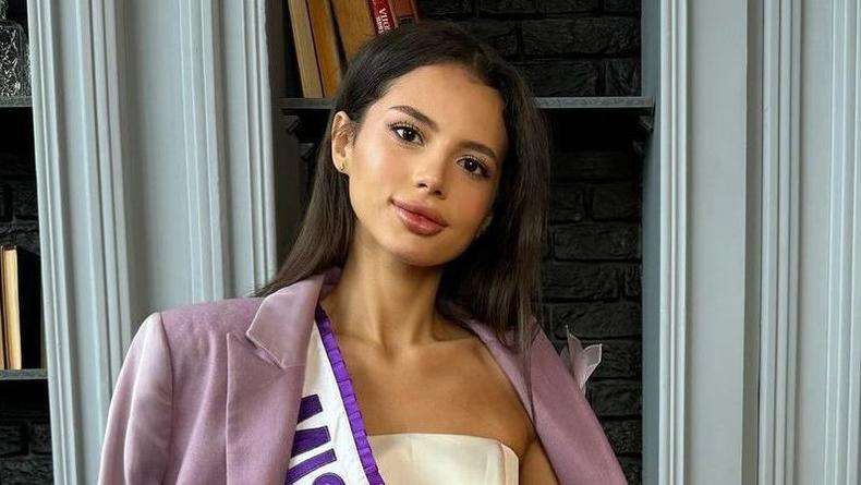 Мисс Украина восхитила публику платьем и отправилась на Мисс Мира в Индию
