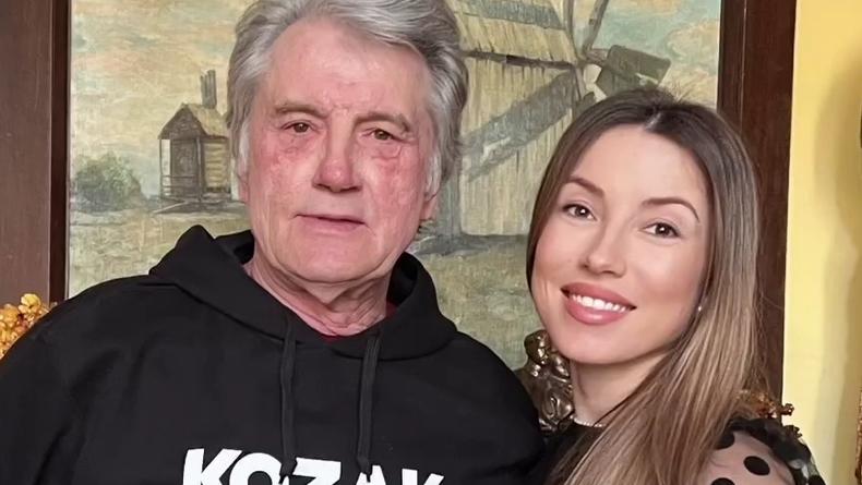 Невестка Ющенко поздравила экс-президента в 70-летие кадрами из домашнего архива