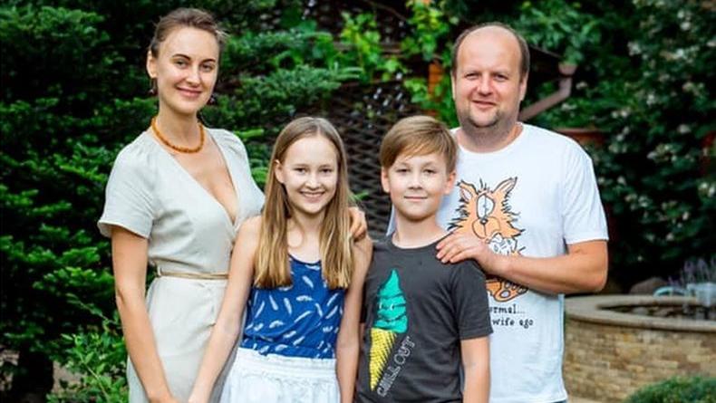 Виктор Бронюк поздравил дочь с 15-летием и показал ее новое фото