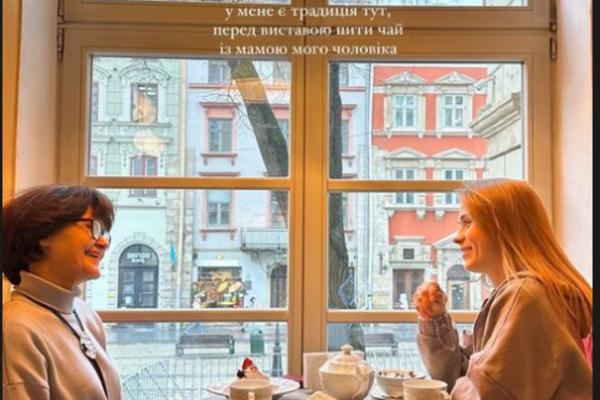 Анна Кошмал показала свою свекровь instagram.com/smorkovkina