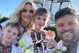 Федишин намекнула на третью беременность в новом клипе