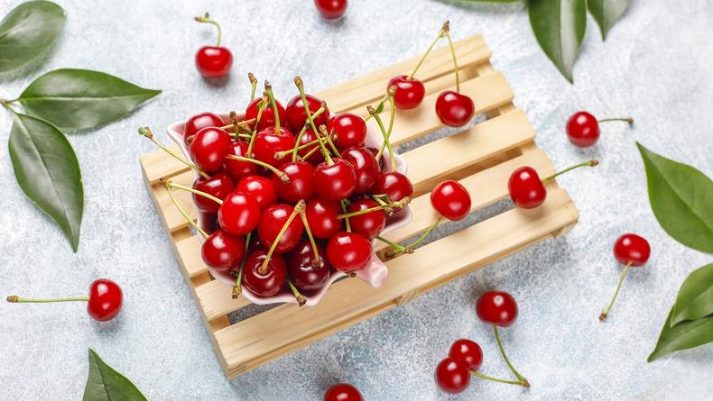 Черешня: польза и вред ягоды, как правильно выбирать и употреблять
