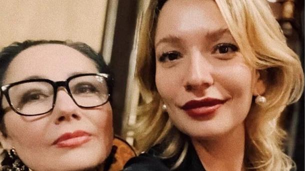 Елена Мозговая впервые прокомментировала каминг-аут старшей дочери facebook.com/mozgovaolena74 Елена Мозговая впервые прокомментировала каминг-аут старшей дочери facebook.com/mozgovaolena74