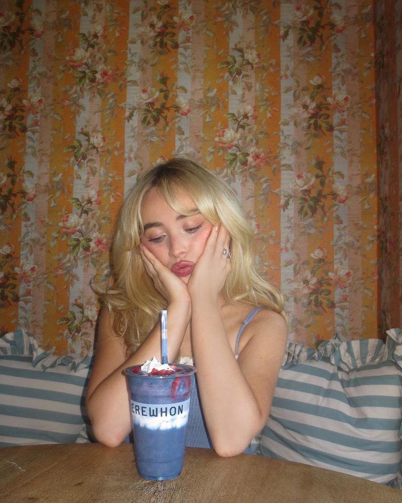 Сабрина Карпентер фото: instagram sabrinacarpenter Сабрина Карпентер фото: instagram sabrinacarpenter