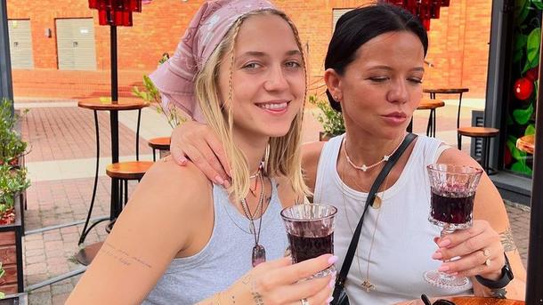 Экс-жена Потапа Горовая рассекретила, кем работает ее 26-летняя дочь за границей instagram.com/gorovaya_irina Экс-жена Потапа Горовая рассекретила, кем работает ее 26-летняя дочь за границей instagram.com/gorovaya_irina