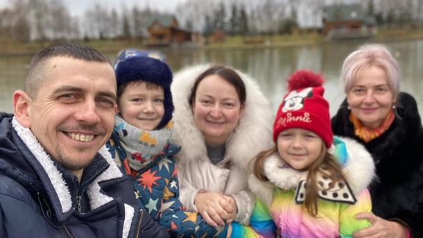 Дочь Фарион спустя 3 месяца после убийства матери потеряла мужа на войне facebook.com/sofiya.semchyshyn