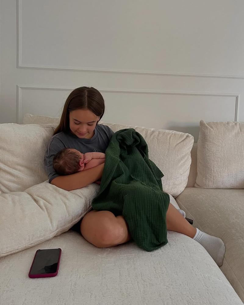 Даша Квіткова показала сестру Надю instagram.com/kvittkova Даша Квіткова показала сестру Надю instagram.com/kvittkova
