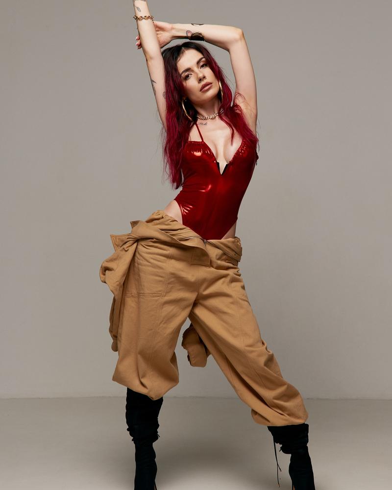 MamaRika показала новую фотосессию instagram.com/mamarika_official MamaRika показала новую фотосессию instagram.com/mamarika_official