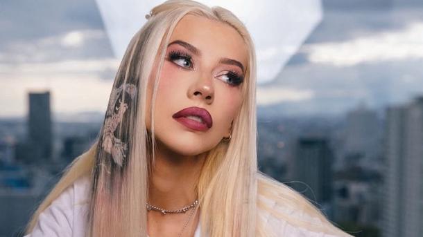 Кристина Агилера показала фото топлес в честь своего 44-летия instagram.com/xtina Кристина Агилера показала фото топлес в честь своего 44-летия instagram.com/xtina