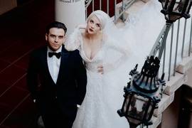Міка Ньютон показала нові фото із весілля з американцем