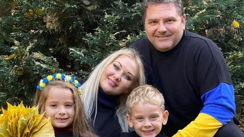 «Мои любимые Крошки»: Бужинская поздравила детей-двойняшек с 8-летием «Мои любимые Крошки»: Бужинская поздравила детей-двойняшек с 8-летием