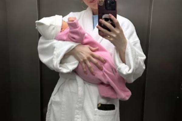 Анна Сагайдачная попала в больницу с месячной дочерью instagram.com/annasagaidachnaya