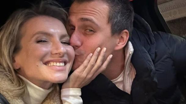 Жена Скичко показала селфи с ним после длительной разлуки instagram.com/elizaveta.yurusheva Жена Скичко показала селфи с ним после длительной разлуки instagram.com/elizaveta.yurusheva